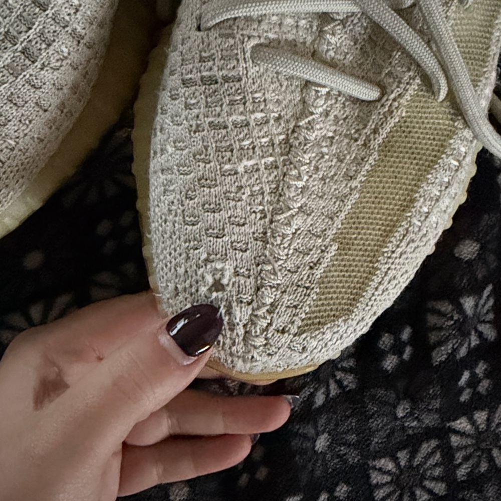 Adidas Yeezy 350 Boots - Picture 4 of 8